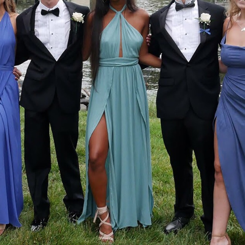 PROM/MAXI DRESS - Picture 2 of 3
